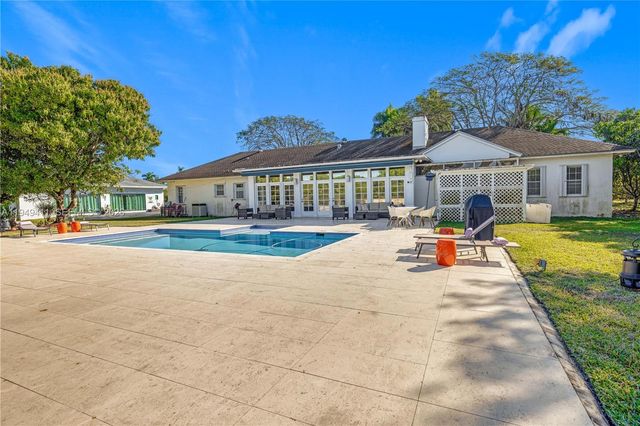 27950 SW 182nd Ave, Homestead, FL 33031
