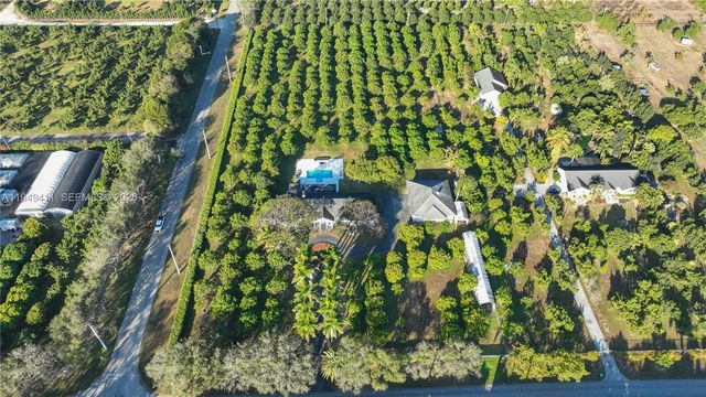 27950 SW 182nd Ave, Homestead, FL 33031