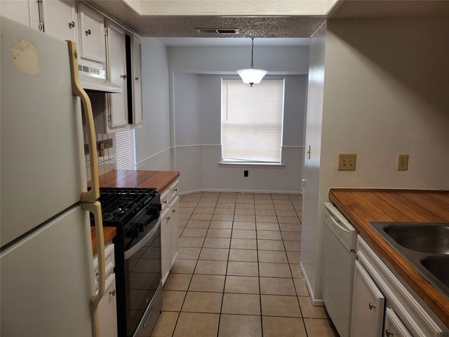 907 Fairway Green CV, Round Rock, TX 78664