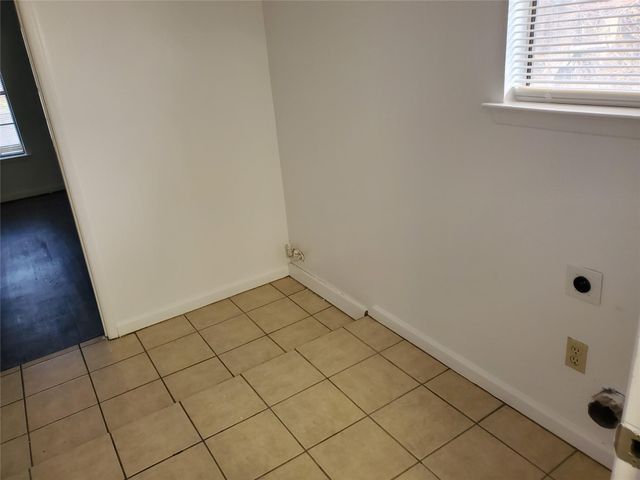 907 Fairway Green CV, Round Rock, TX 78664