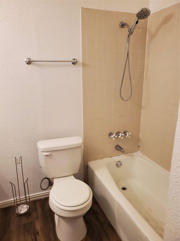 907 Fairway Green CV, Round Rock, TX 78664