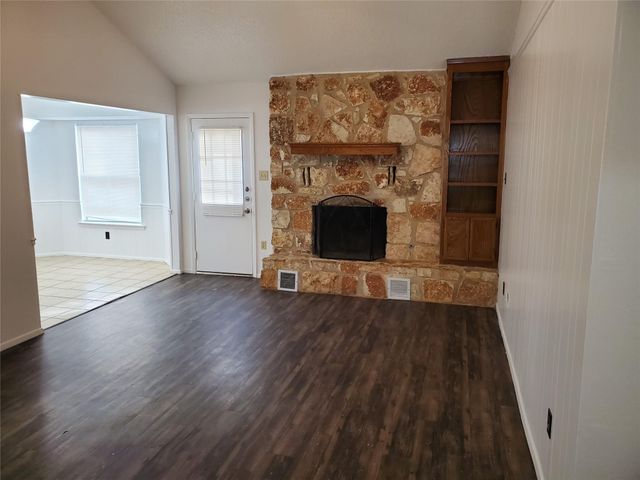 907 Fairway Green CV, Round Rock, TX 78664