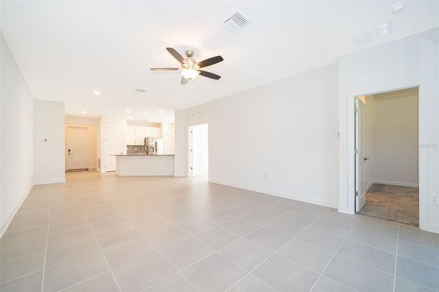 4732 WALTHAM FOREST DRIVE, Davenport, FL 33837