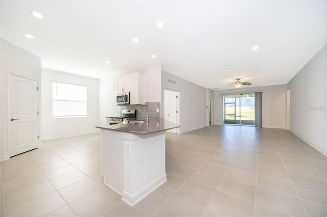 4732 WALTHAM FOREST DRIVE, Davenport, FL 33837