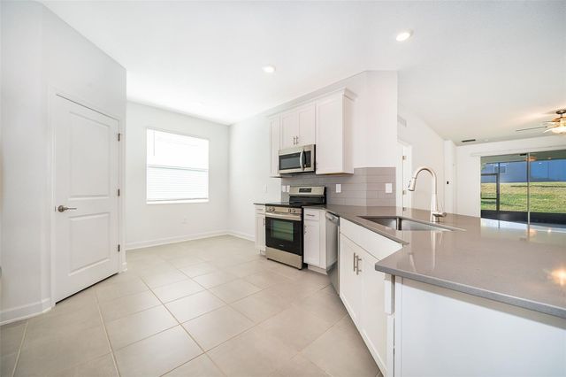 4732 WALTHAM FOREST DRIVE, Davenport, FL 33837