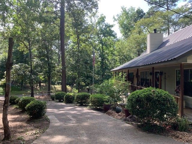 860 Wildwood Trail, Holly Lake Ranch, TX 75765