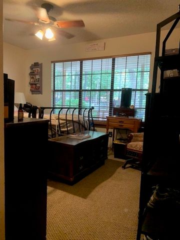 860 Wildwood Trail, Holly Lake Ranch, TX 75765