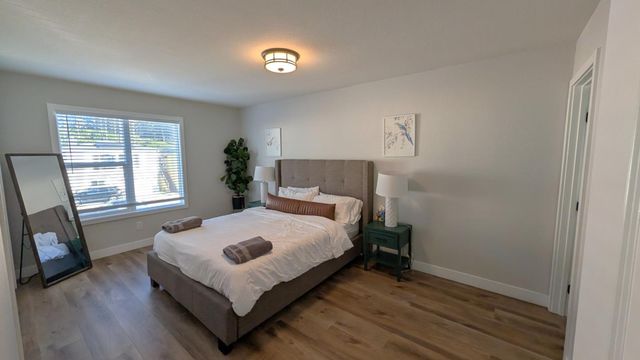 910 Skyline Drive, Daly City, CA 94015