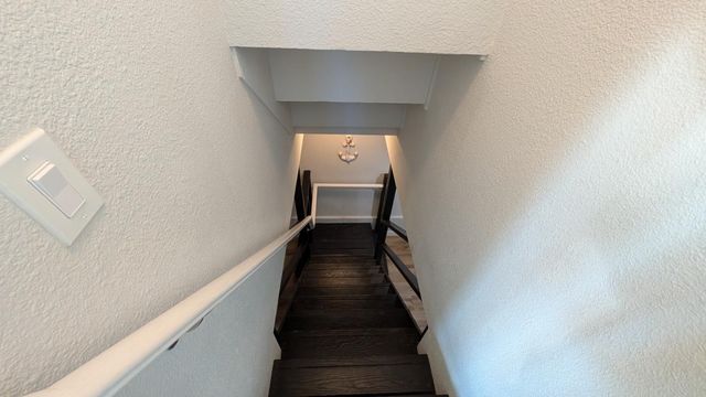 910 Skyline Drive, Daly City, CA 94015