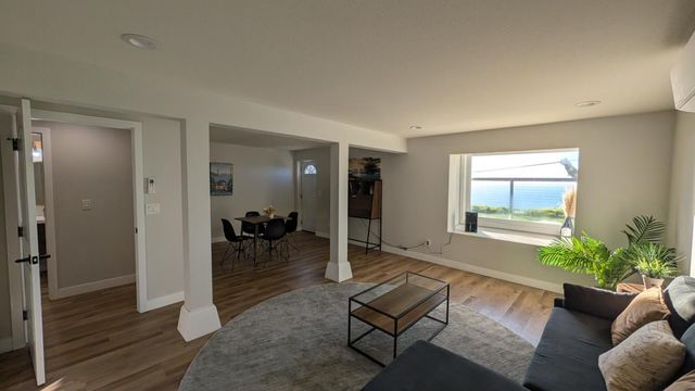 910 Skyline Drive, Daly City, CA 94015