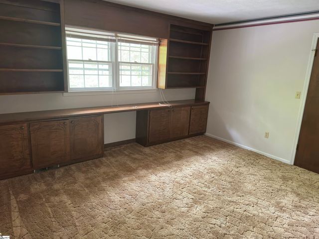 142 Millbrook Circle, Greenville, SC 29687