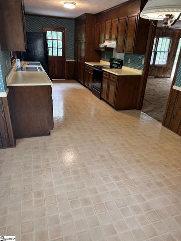 142 Millbrook Circle, Greenville, SC 29687