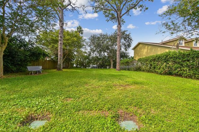 231 93RD AVENUE N, St Petersburg, FL 33702