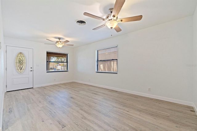 231 93RD AVENUE N, St Petersburg, FL 33702