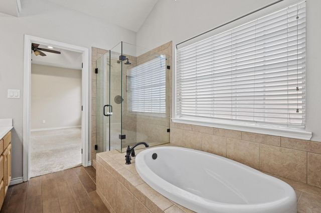 108 Ashlyn Court, Whitesboro, TX 76273