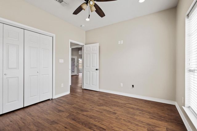 108 Ashlyn Court, Whitesboro, TX 76273