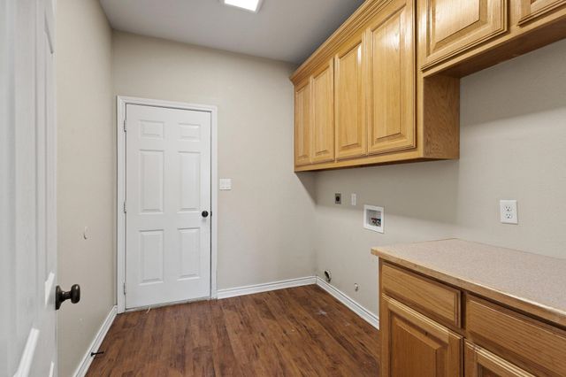 108 Ashlyn Court, Whitesboro, TX 76273