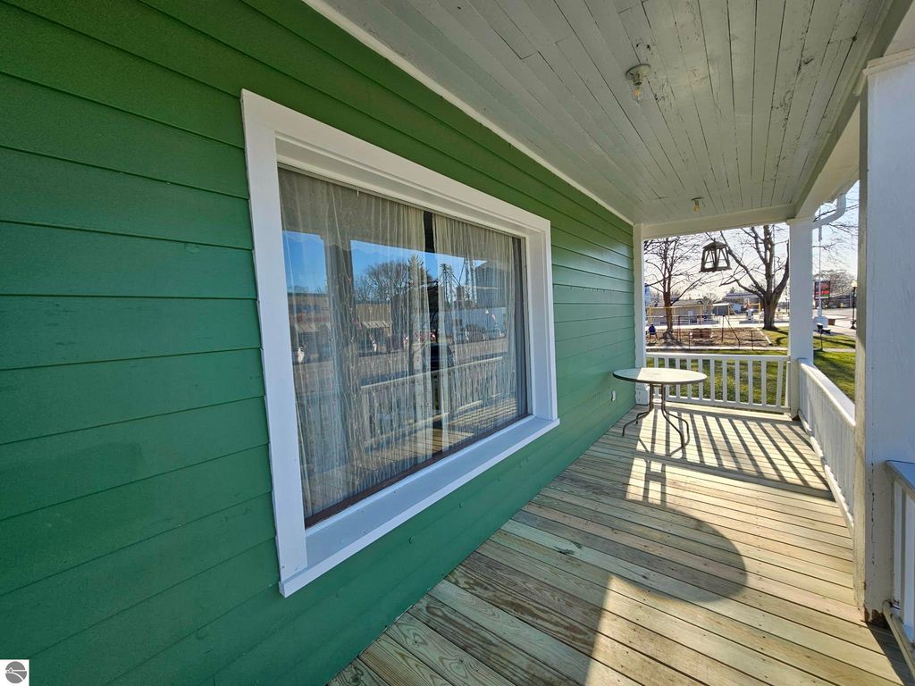 Image 3 of property listing at 323 W Wright Avenue, Shepherd, MI 48883