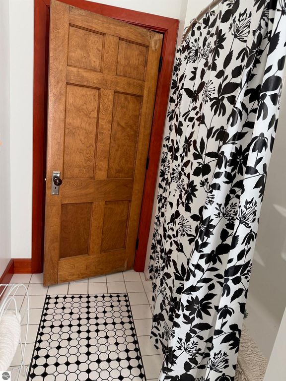 Image 6 of property listing at 323 W Wright Avenue, Shepherd, MI 48883
