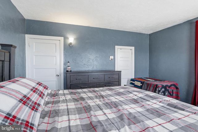 226 E MAPLE ST, Dallastown, PA 17313