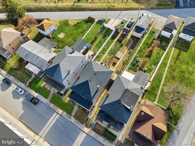 226 E MAPLE ST, Dallastown, PA 17313