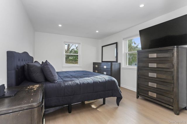 450 Pelham Road 1C, New Rochelle, NY 10805