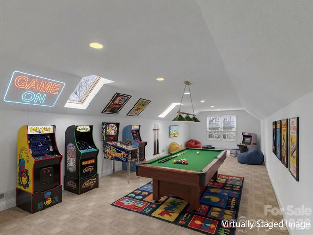 303 E Forest Place 13, Candler, NC 28715