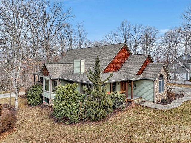 303 E Forest Place 13, Candler, NC 28715