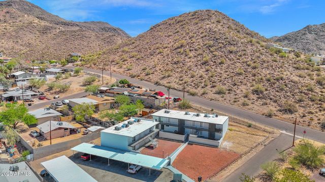 1302 W BECKER Lane, Phoenix, AZ 85029