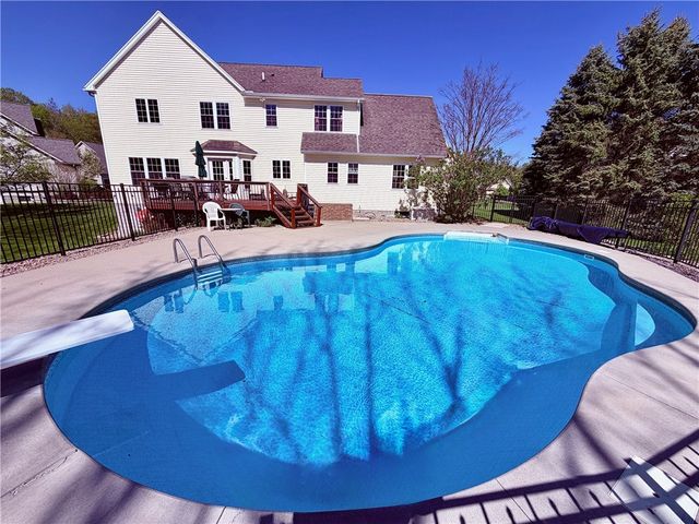 7634 Creekwood, Ontario, NY 14519
