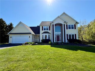 7634 Creekwood, Ontario, NY 14519