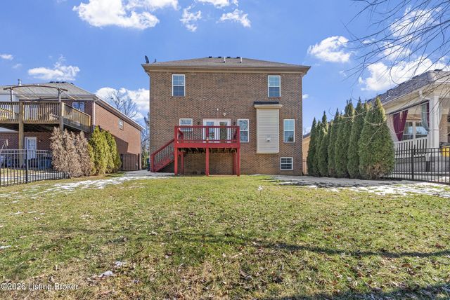 3918 Bristol Oaks Dr, Louisville, KY 40299