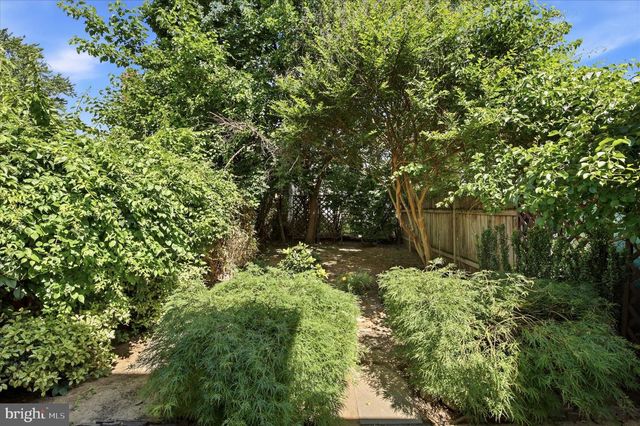 424 MARTIN ST, Philadelphia, PA 19128