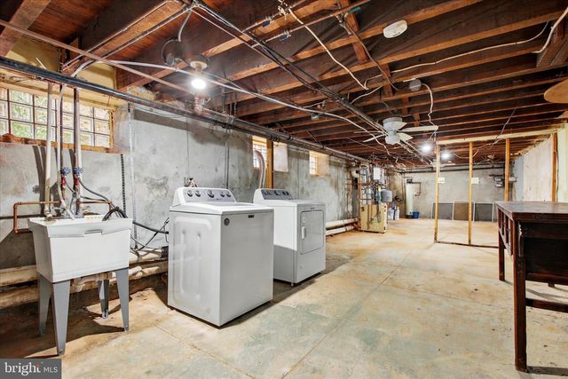 424 MARTIN ST, Philadelphia, PA 19128