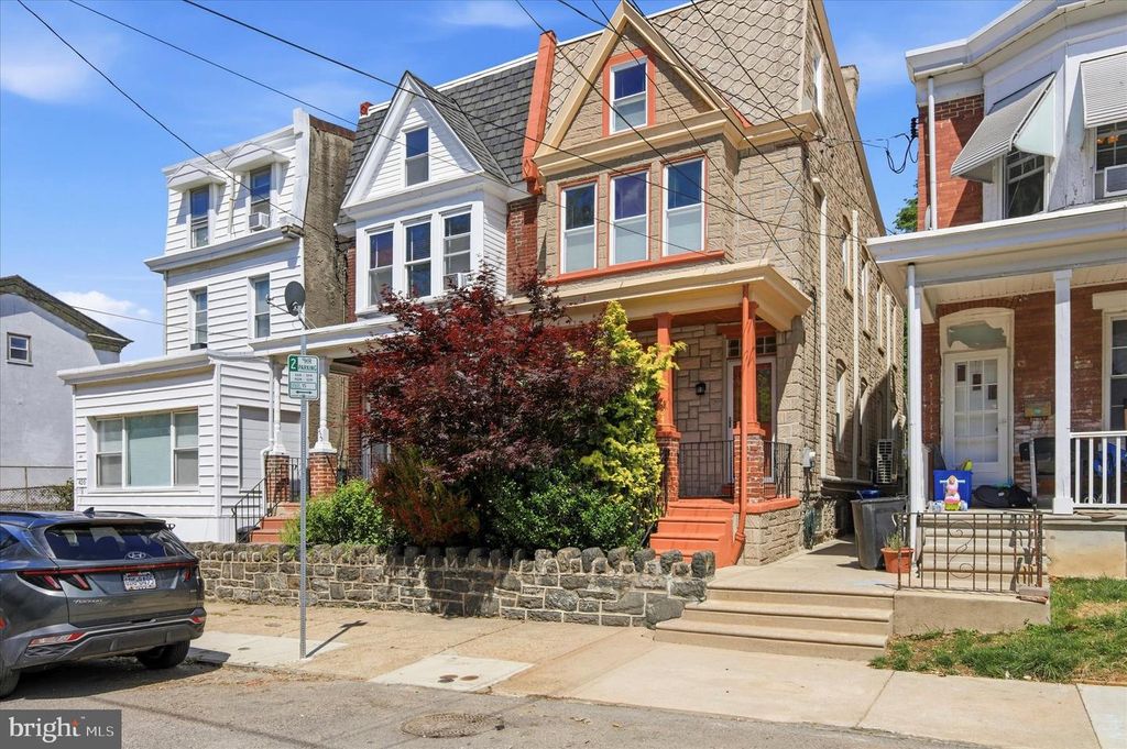 424 MARTIN ST, Philadelphia, PA 19128