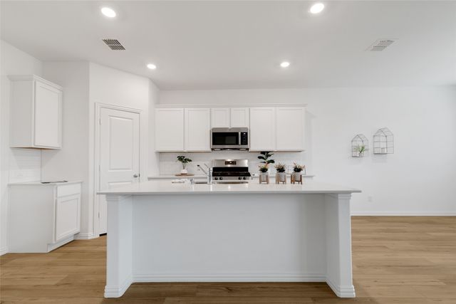 3025 Riddler Way, Little Elm, TX 75068