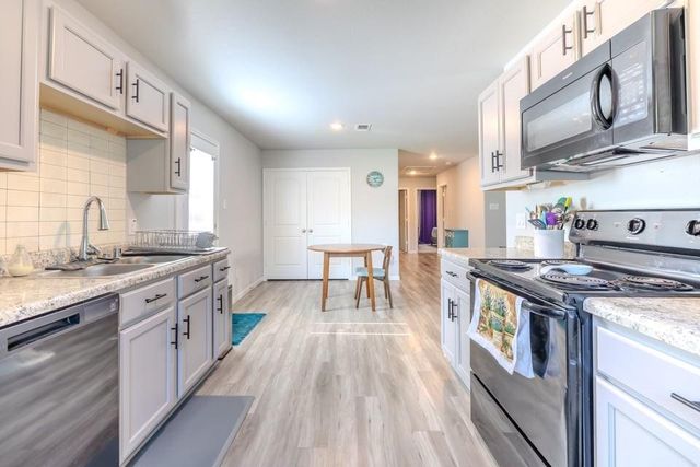 3401 3rd Street, Bay City, TX 77414