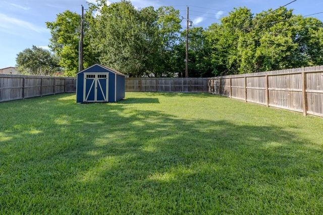 3401 3rd Street, Bay City, TX 77414