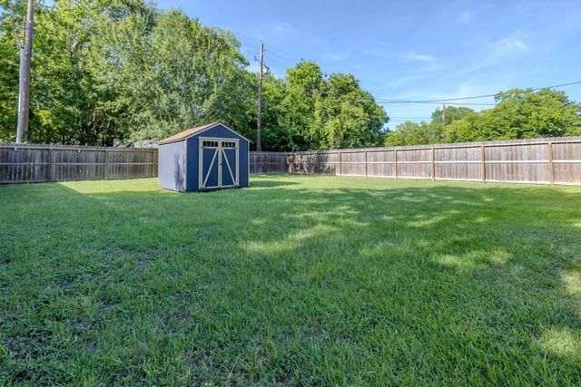 3401 3rd Street, Bay City, TX 77414