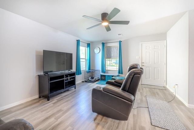 3401 3rd Street, Bay City, TX 77414