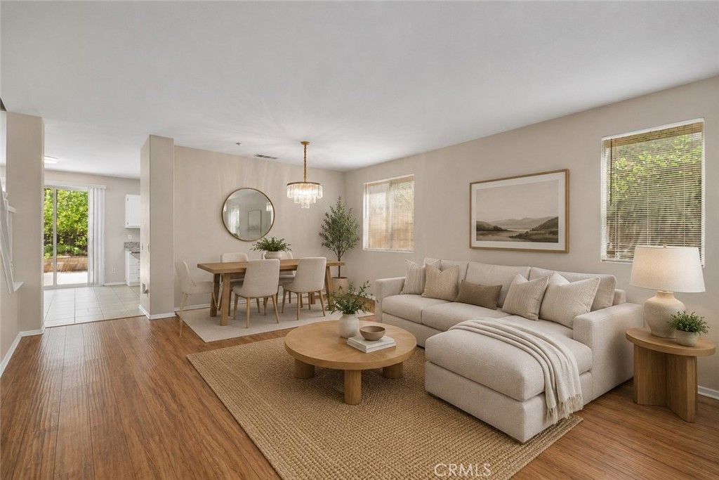 Image 6 of property listing at 15446 Buchanan, Fontana, CA 92336