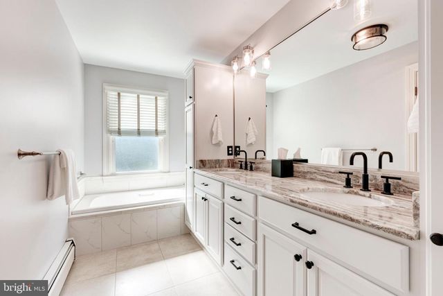 49 N COURT ST, Westminster, MD 21157