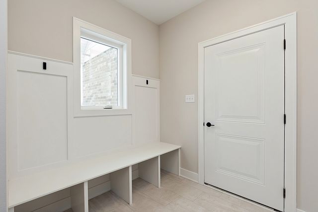 8017 Stanley Trail, Frankfort, IL 60423