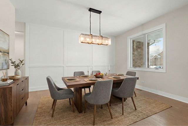 8017 Stanley Trail, Frankfort, IL 60423