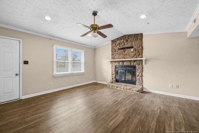 6424 Bretton Woods Drive, Hope Mills, NC 28348