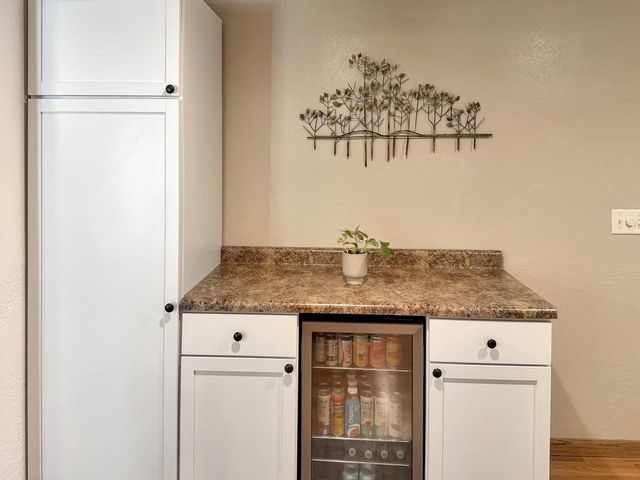 924 LAUREL LANE, Kaukauna, WI 54130