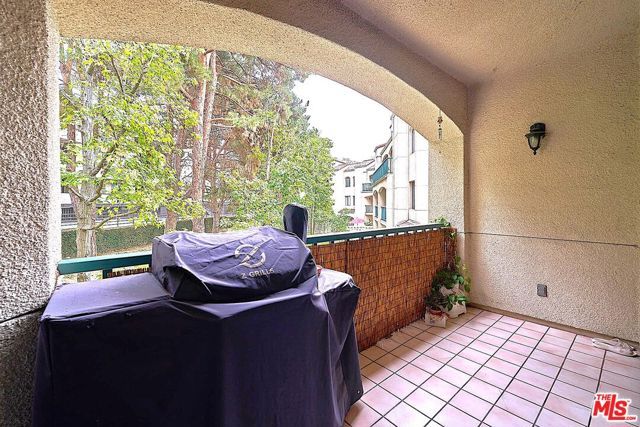 4201 Via Marisol 228, Los Angeles, CA 90042