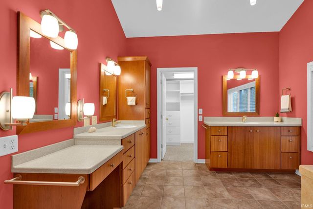 10340 Browning Road, Evansville, IN 47725