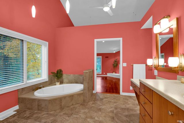 10340 Browning Road, Evansville, IN 47725