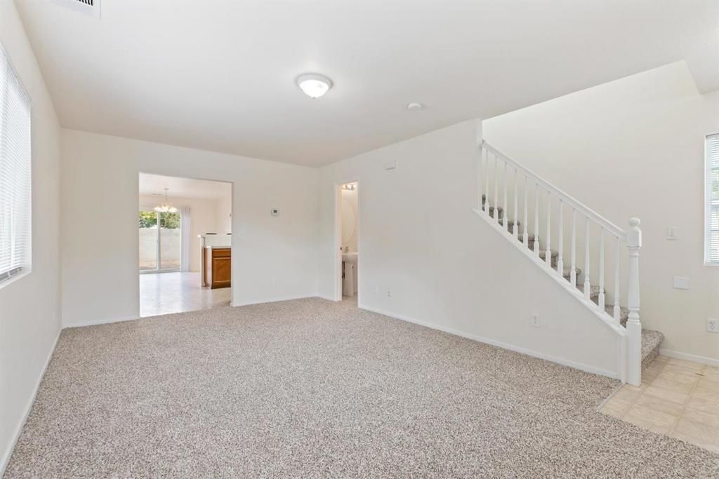 Image 4 of property listing at 4347 Mathias Way, Merced, CA 95348